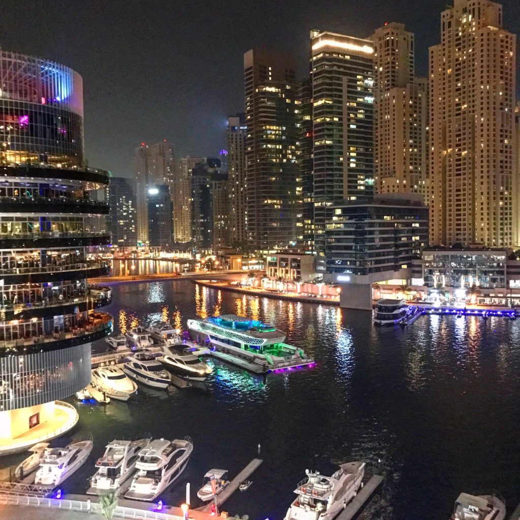 Dubai on a Budget - The Musical Meanderess